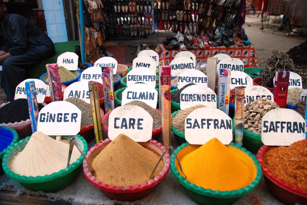 les épices au souk de louxor