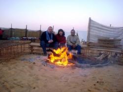 le-feu-de-camp-oasis-kharga.jpg
