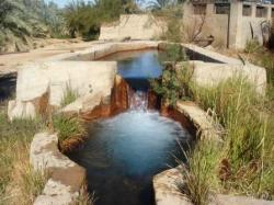 une-source-d-eau-chaude-3.jpg