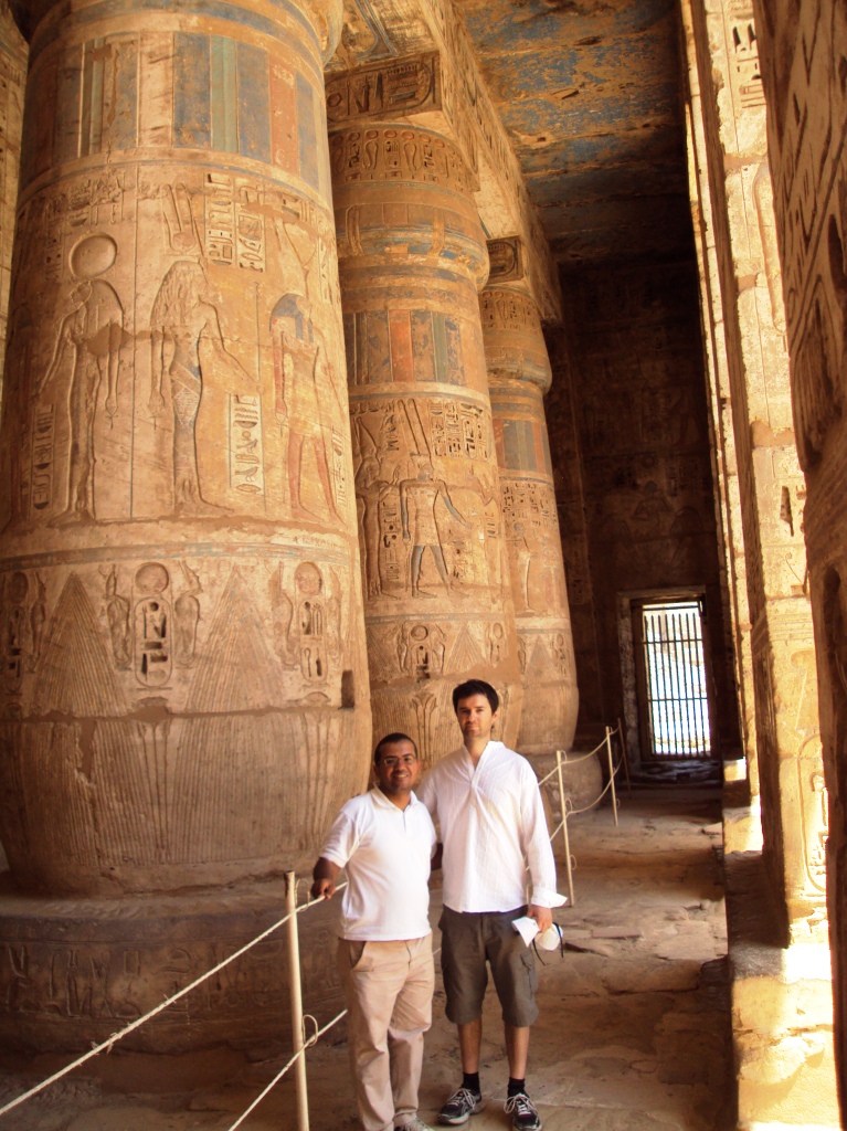 la salle hypostyle -temple de medinet Habou -louxor