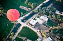 hot-air-balloon-over-luxor-egypt-photo-1433905-770tall-1.jpg